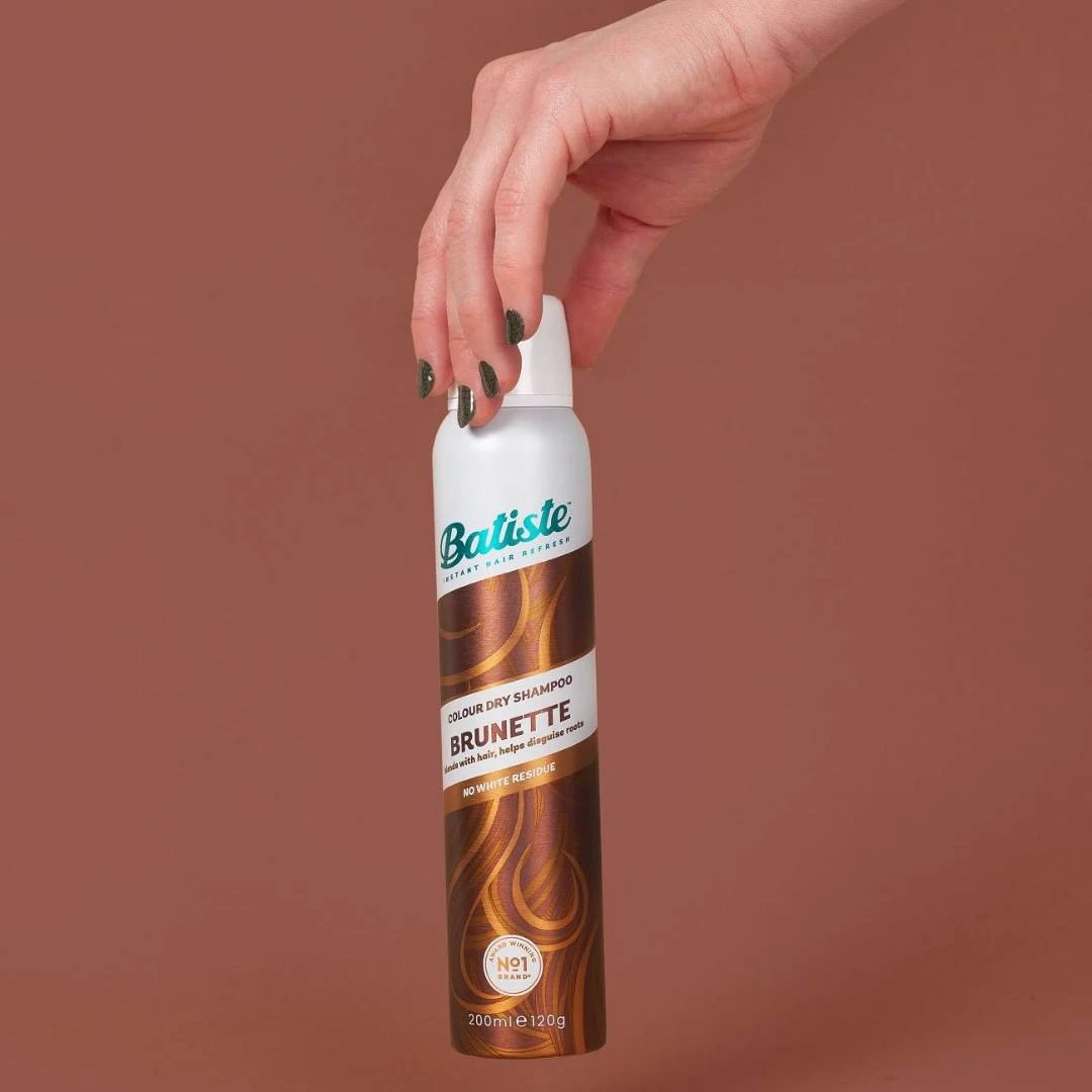 Batiste BRUNETTE Šampon za Suvo Pranje Kose za Brinete i Crnke 200 mL