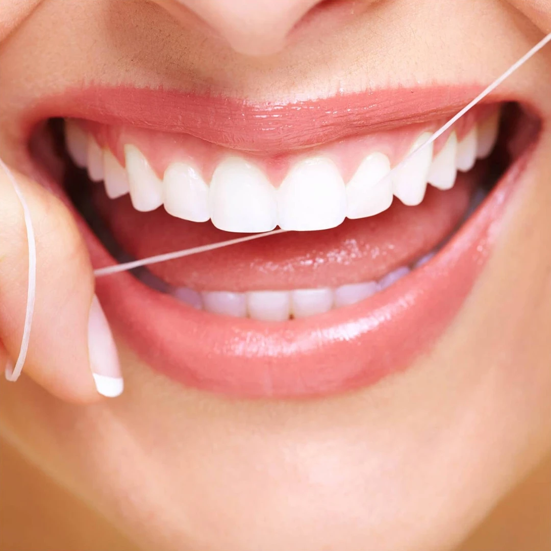 Oral-B® Konac za Zube 3D WHITE LUXE 35 m