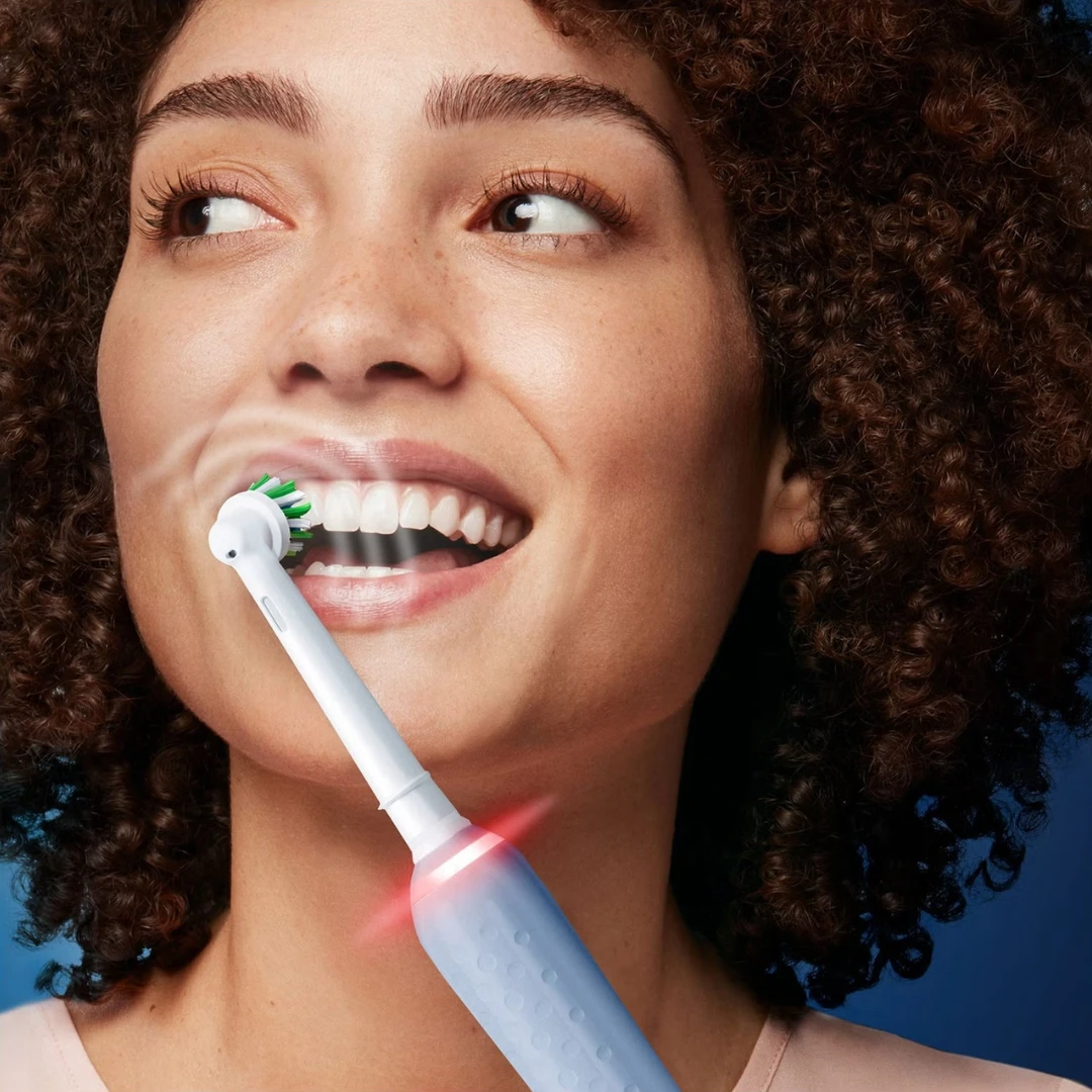 Oral-B® PRO 3 Električna Četkica za Zube Plava