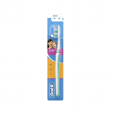 Oral-B® 3 Effect Clasic Četkica za Zube